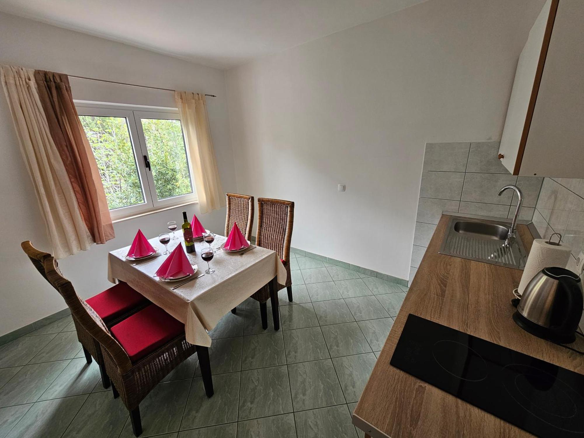 Apartments Kovac ماكارسكا الغرفة الصورة