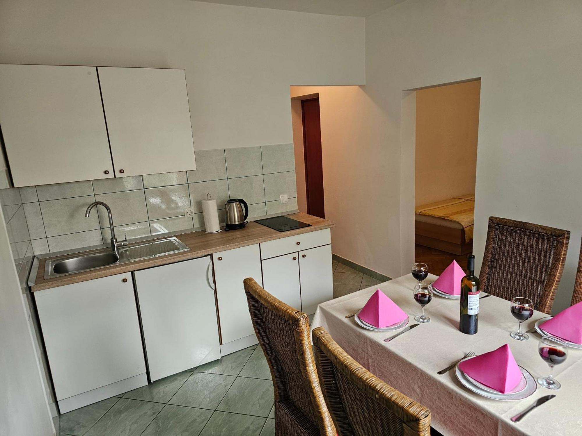 Apartments Kovac ماكارسكا الغرفة الصورة