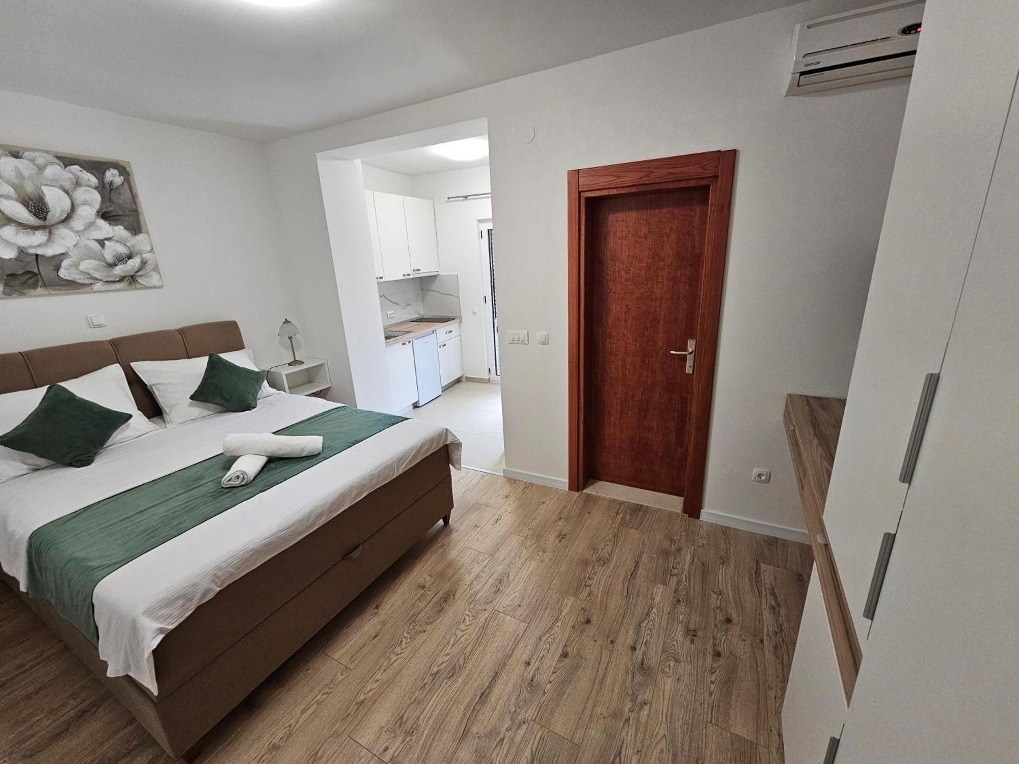 Apartments Kovac ماكارسكا المظهر الخارجي الصورة
