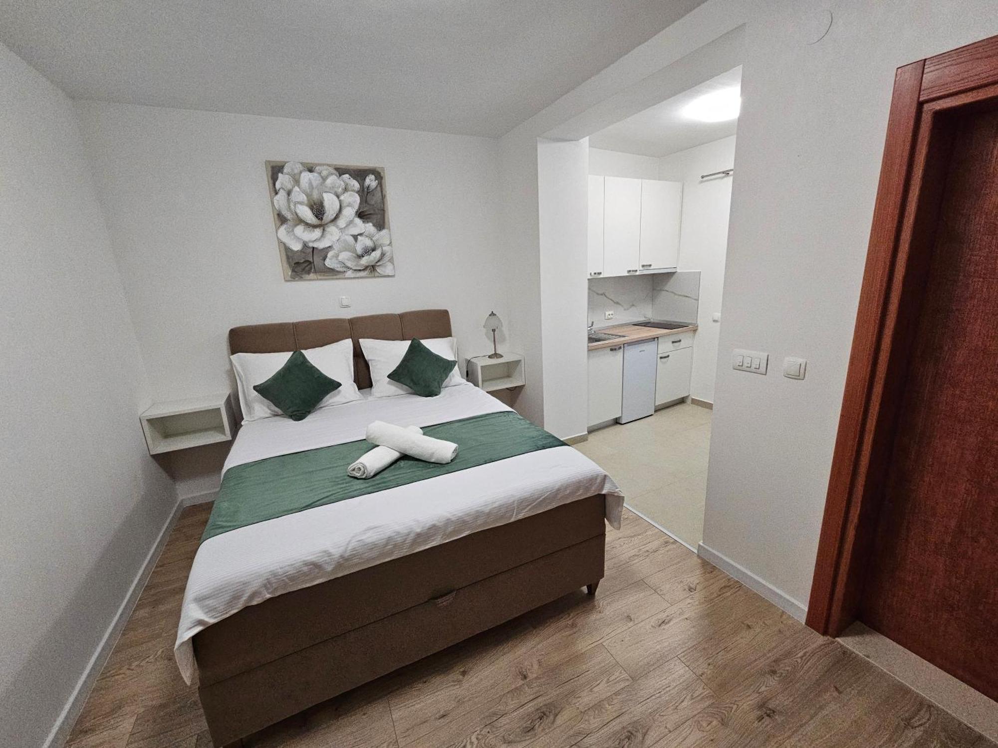 Apartments Kovac ماكارسكا المظهر الخارجي الصورة