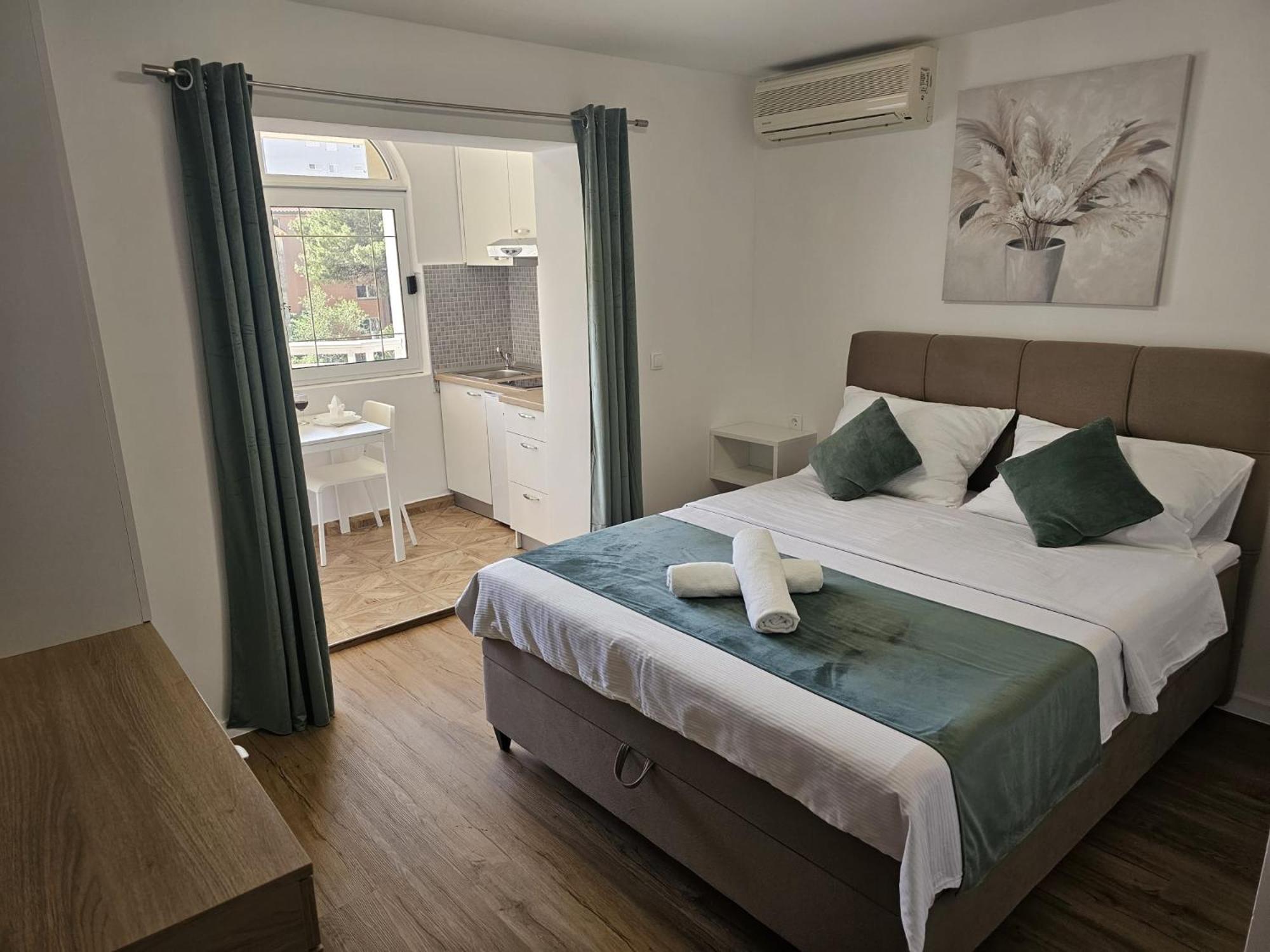 Apartments Kovac ماكارسكا الغرفة الصورة